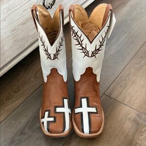 Tin Haul White and Brown Western Cross Stitch Boots